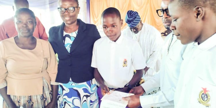 2nd Series: Ekiti Association Houston, Texas Splashes Cash Awards On 64 Best Students