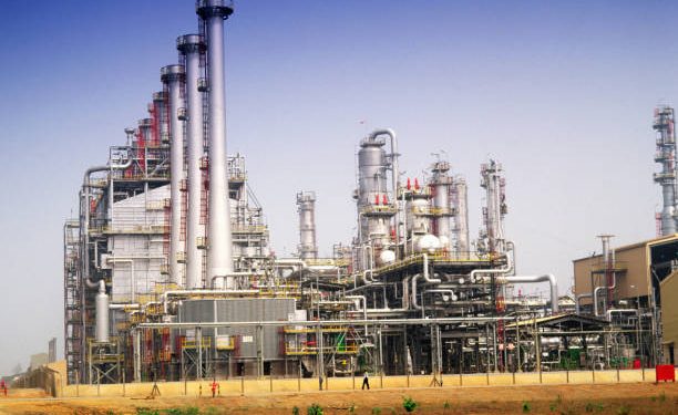 BREAKING: FG Stops 15% Import Tax On Petroleum Products